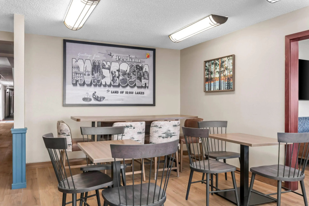 Super 8 by Wyndham Perham