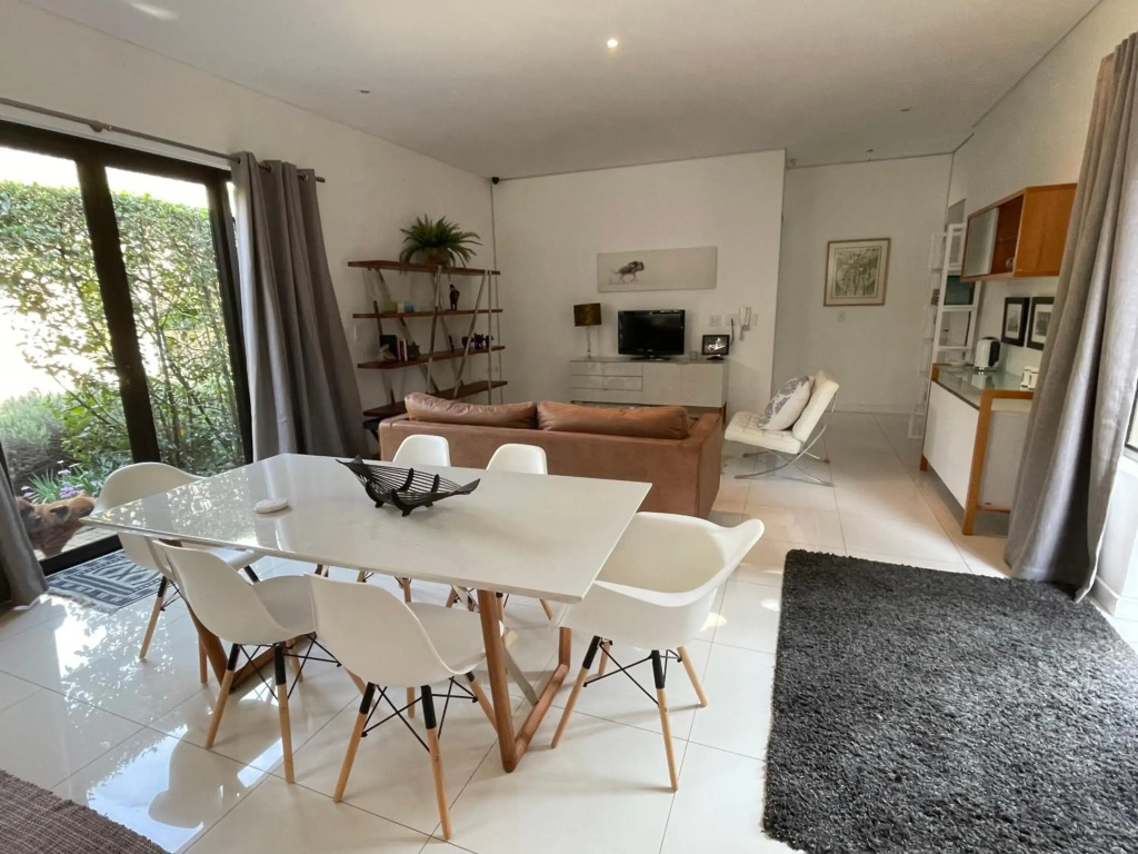 PepperTree Guest House