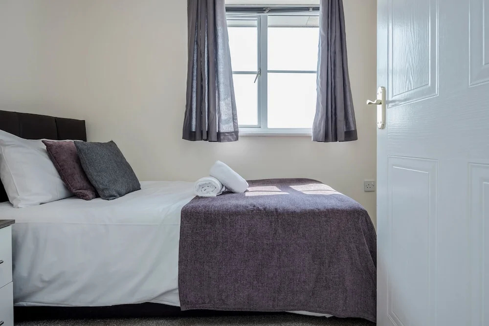 Captivating 3-bed Apartment in Grays
