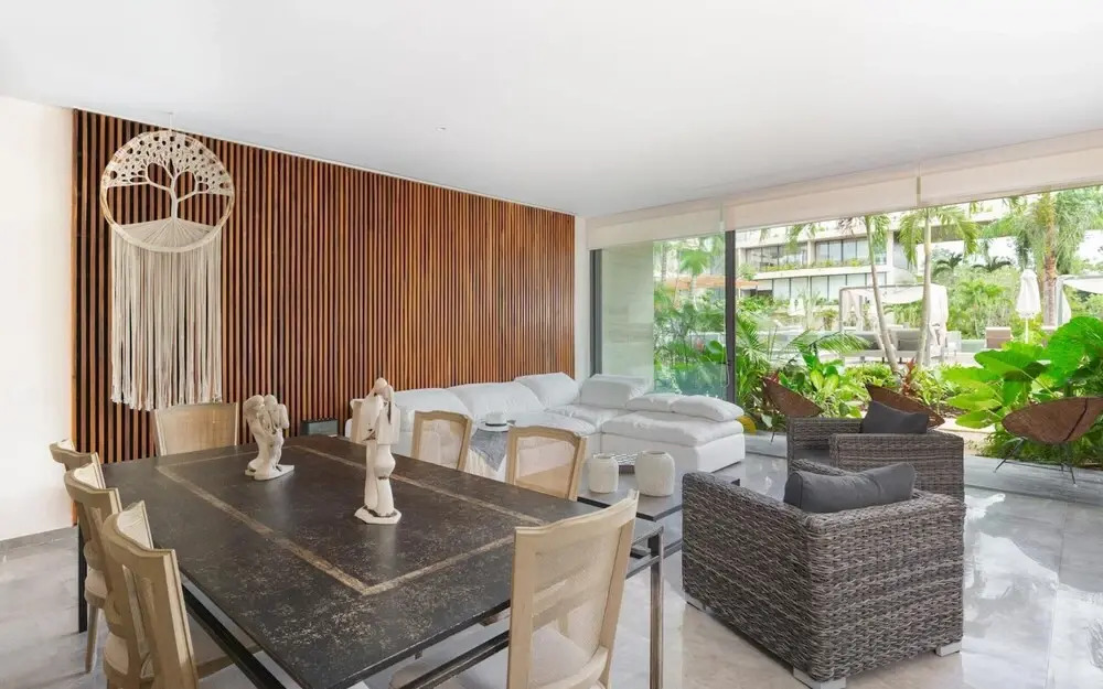 Elegant 2 Units in one 3BR Stunning Pools Best Amenities Wifi Concierge