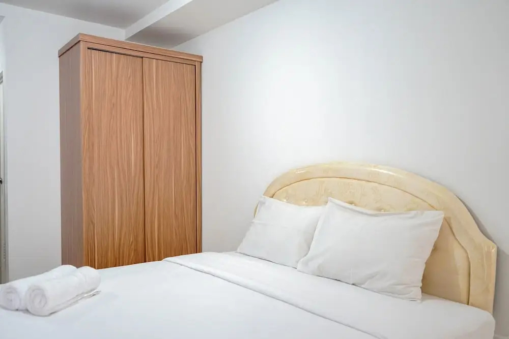 Stylish and Posh Studio Baileys Apartment