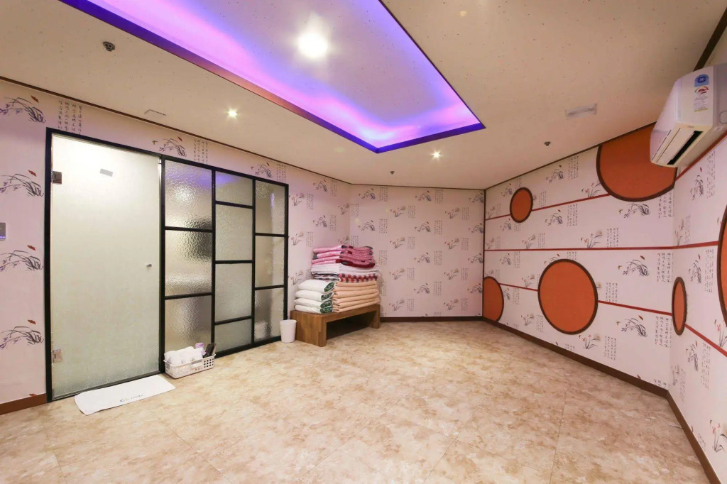 CC Business Hotel