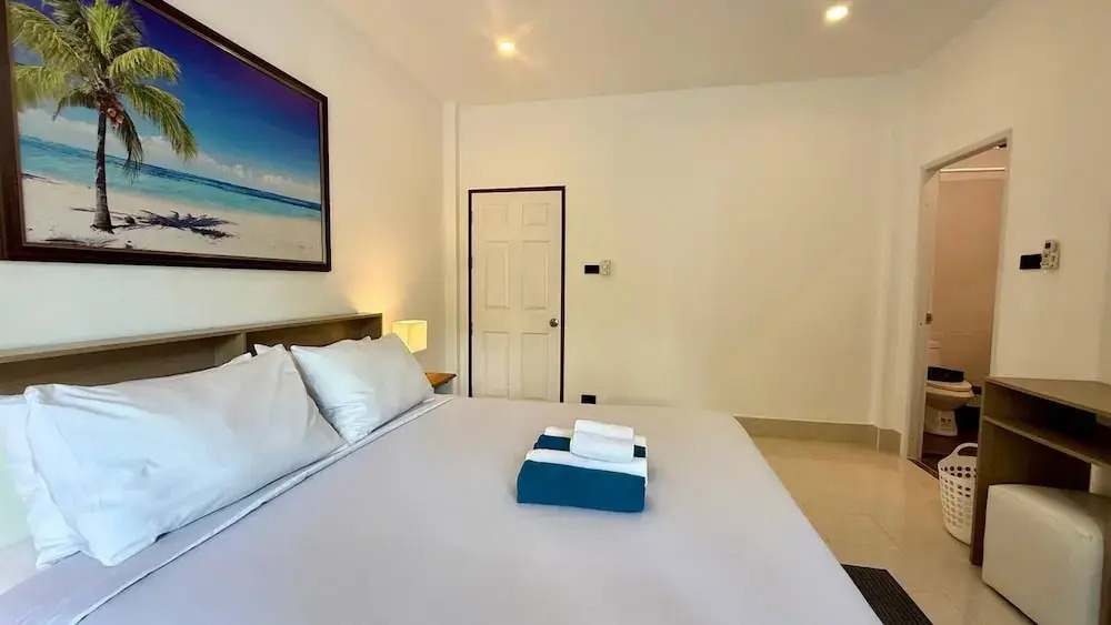 Valley 41 - 2 bdr Private Villa Near Phuket Town