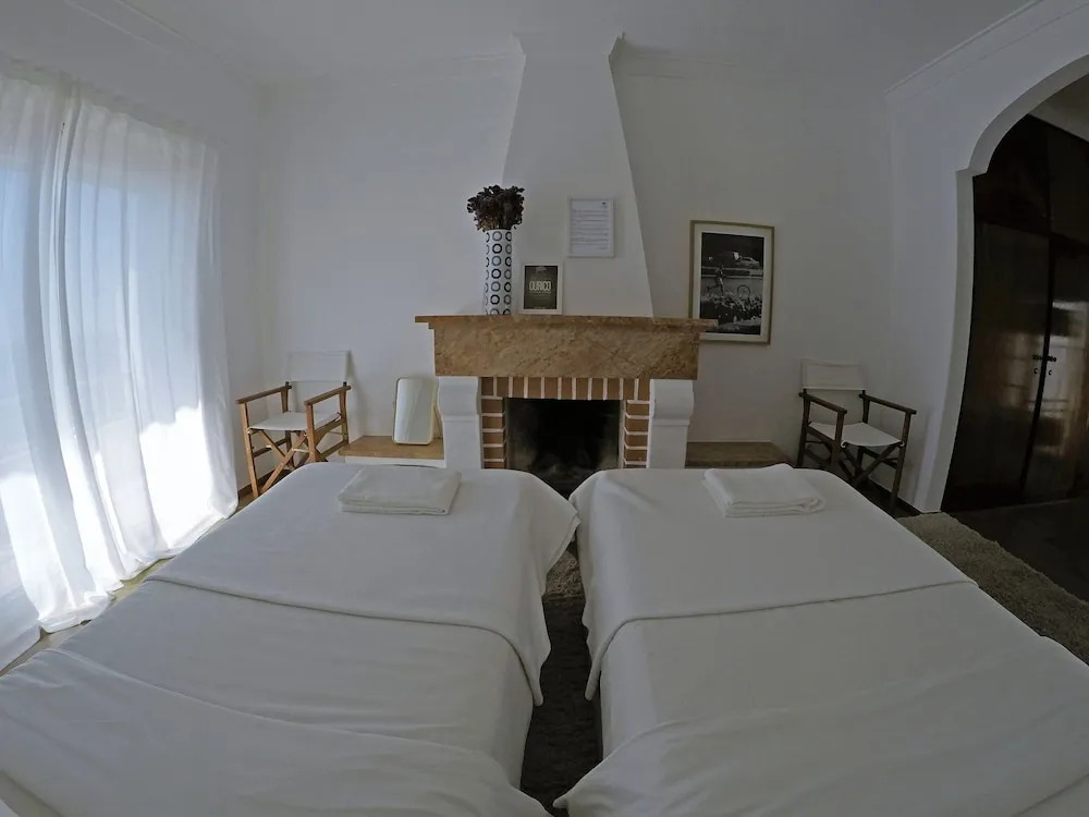 Blue Buddha Beach Rooms & Suites