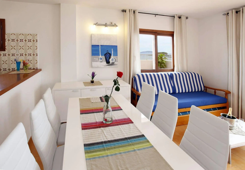 Typic Sandic Apartments
