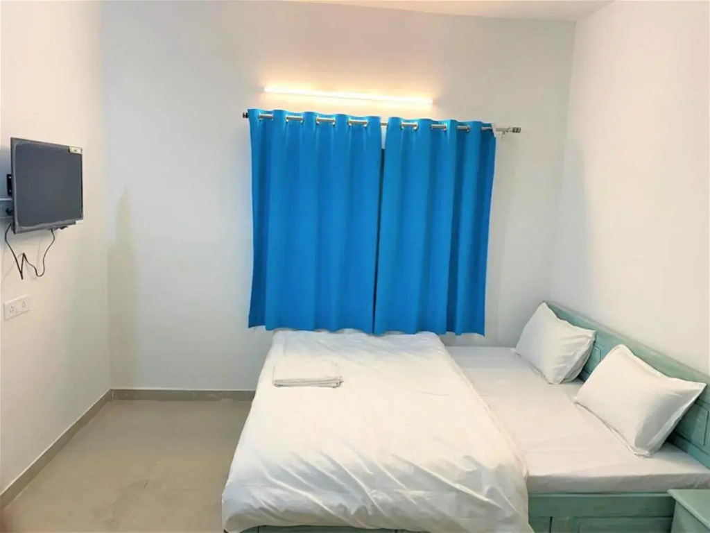 SHIKHAR BUNGLOW - A Stunning Valley View Bungalow in Mount Abu