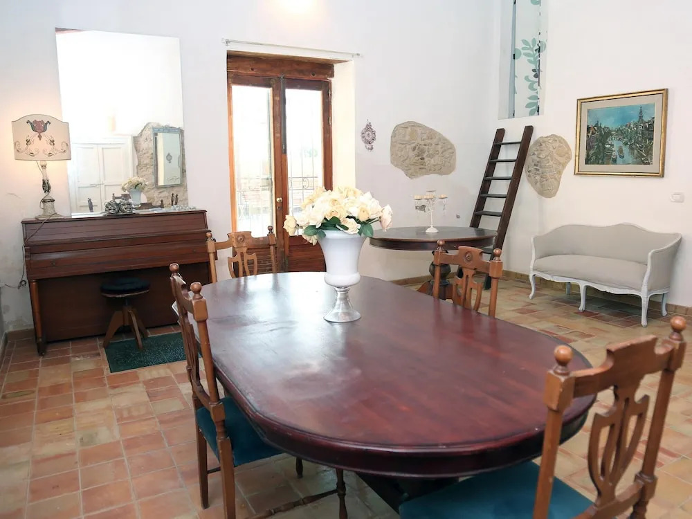 House With 2 Bedrooms in Niscemi, With Wonderful sea View and Enclosed