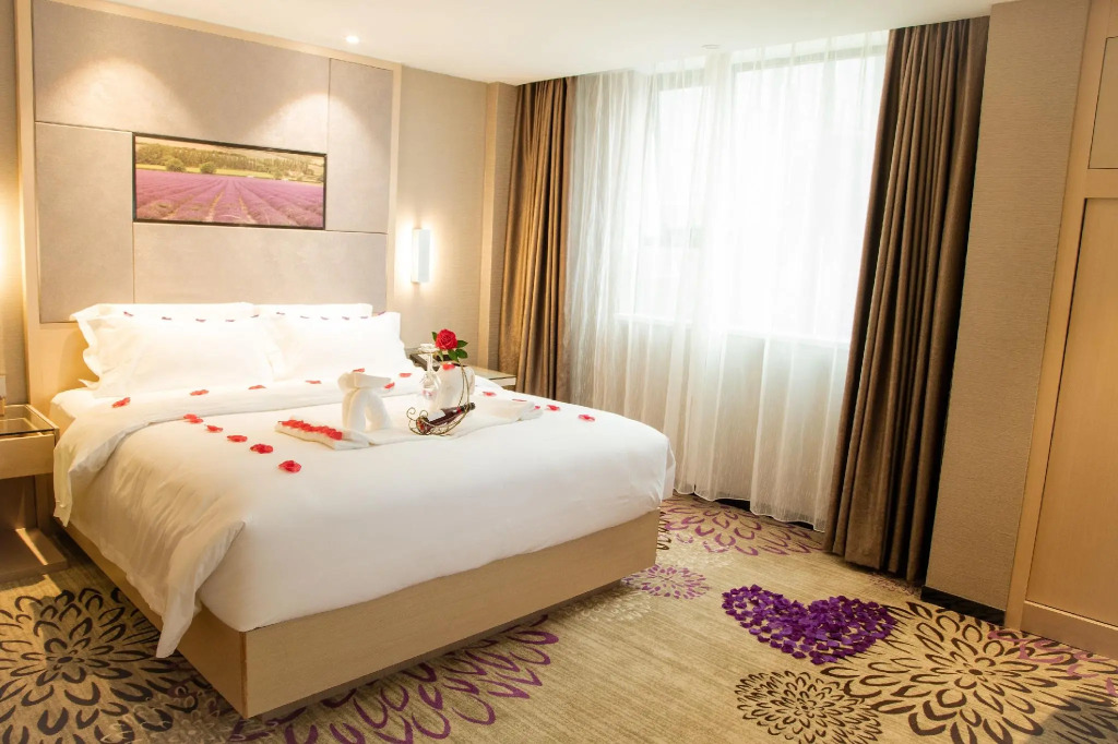 Lavande Hotel Shenzhen North Station Bantian Subway Station