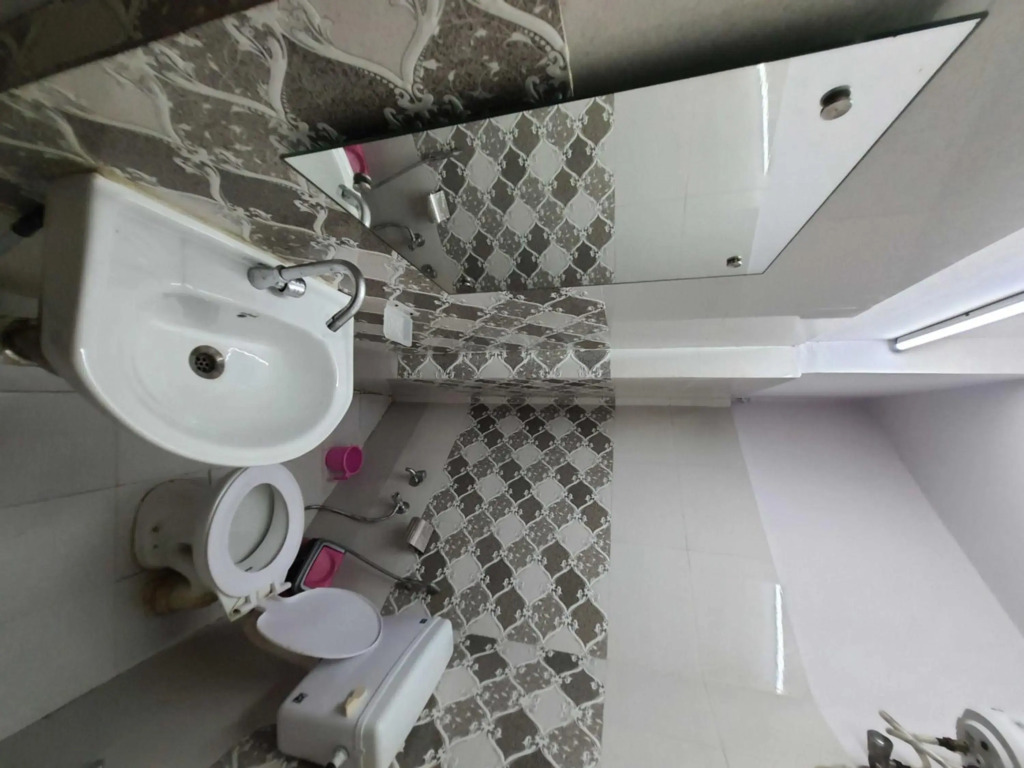 OYO 70129 Love India Hotel