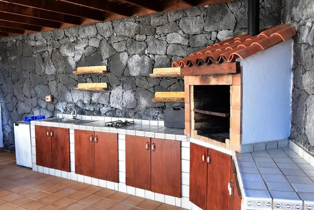 Villa With 3 Bedrooms in Tías, With Wonderful sea View, Private Pool, Enclosed Garden