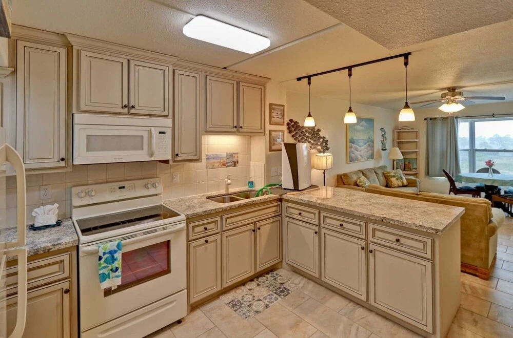 Gulfview I 507 1 Bedroom Condo by RedAwning