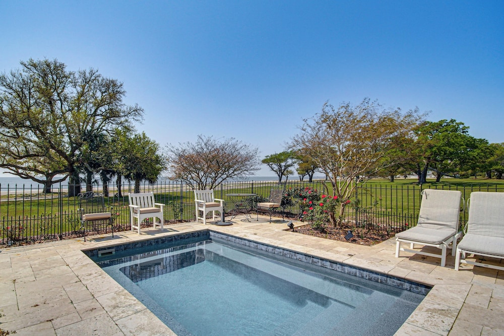 On the Beach + Gulf: Luxe Pass Christian Escape