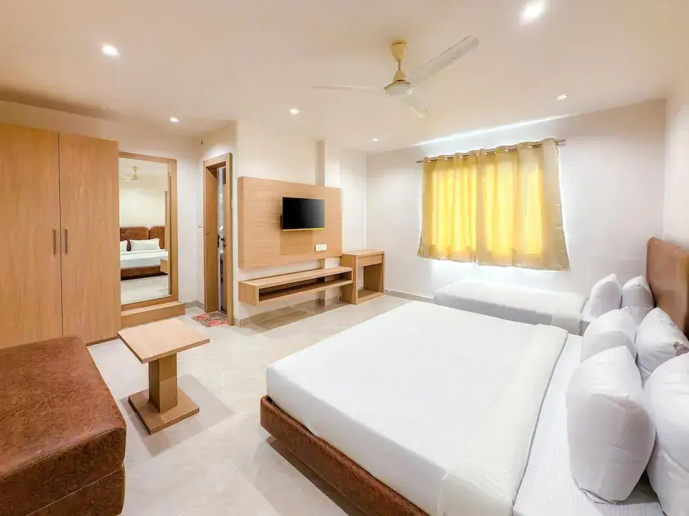 Hotel Anand