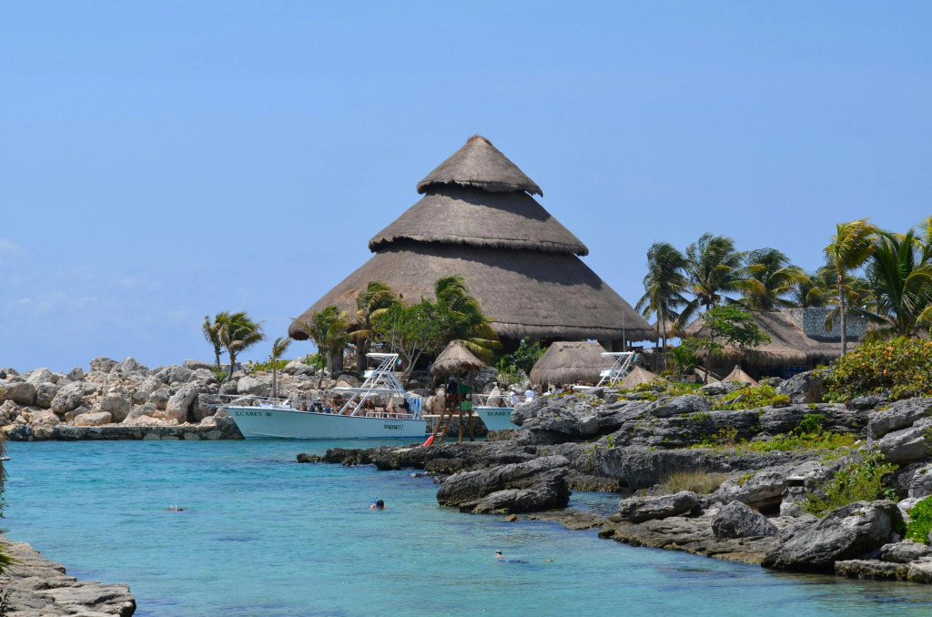 Hotel Indigo Playa Del Carmen by IHG