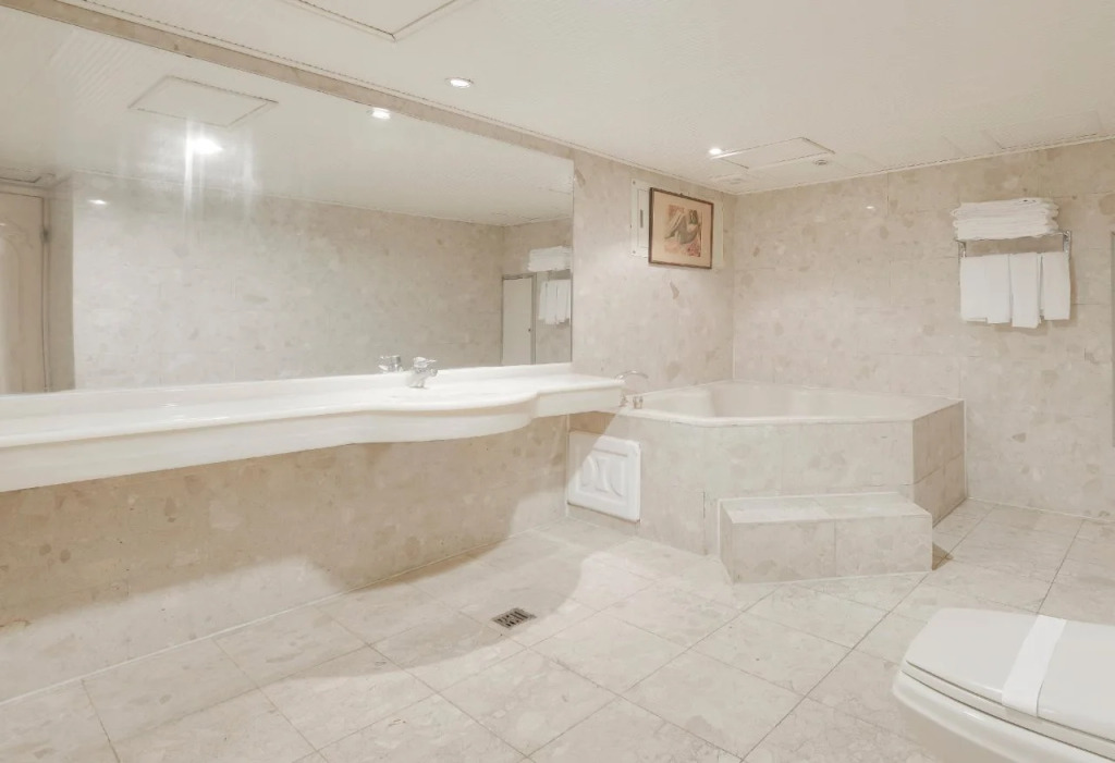 Forbes Hotel