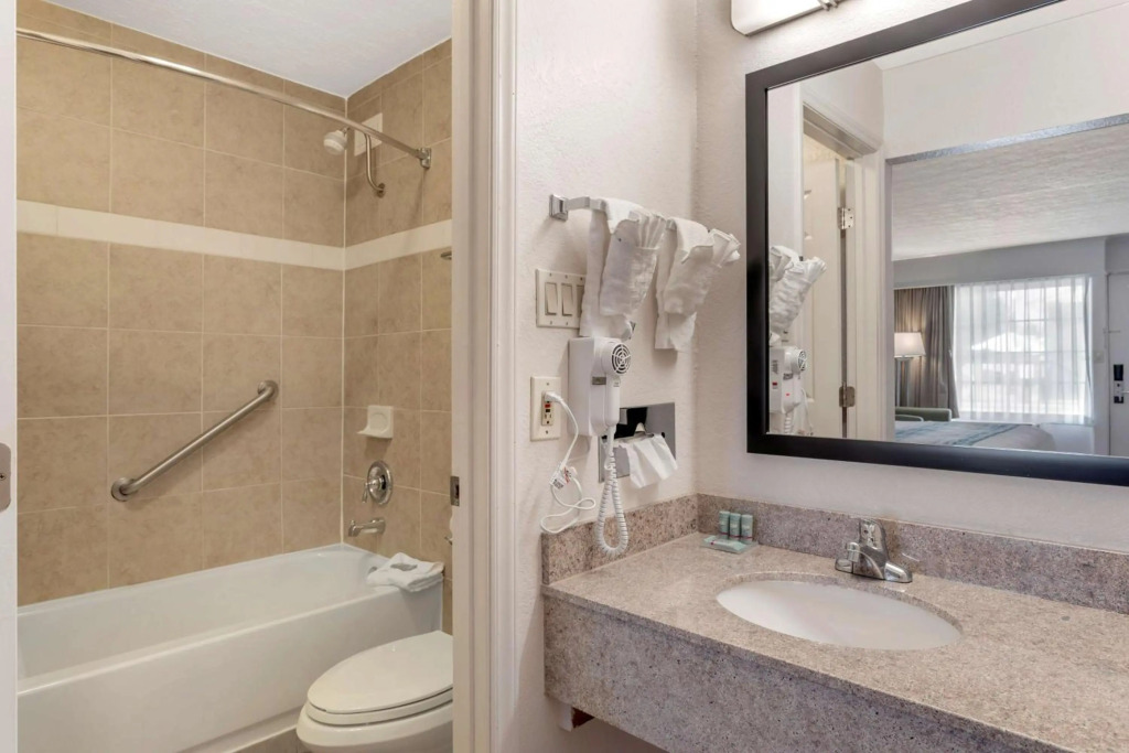 Best Western Hendersonville Inn