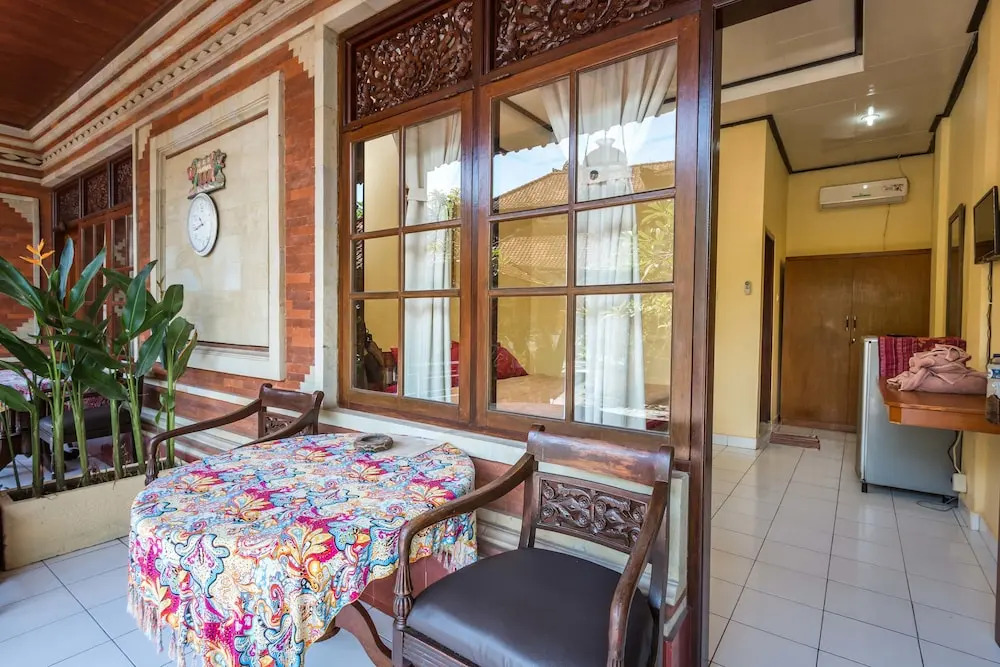 RedDoorz near Duyung Beach Sanur
