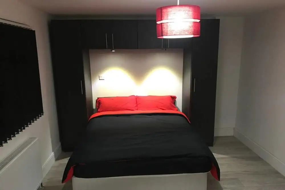 OYO Butlers Hotel