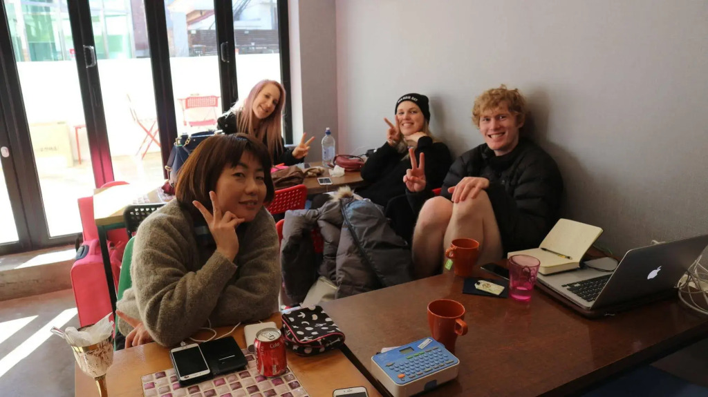 Zzzip Guesthouse in Hongdae