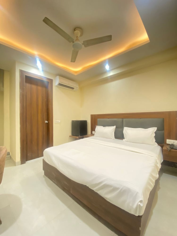 Hotel Air Admire - IGI Airport Delhi