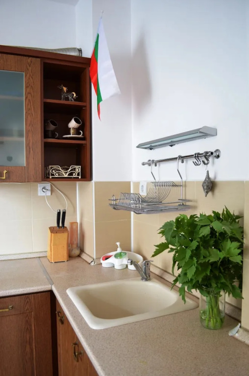 FM Premium 1-BDR Apartment-ART