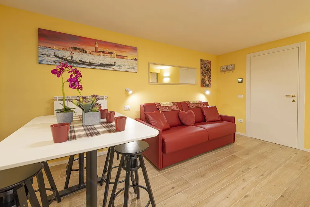 Nina'S  Accommodations In Venice Center
