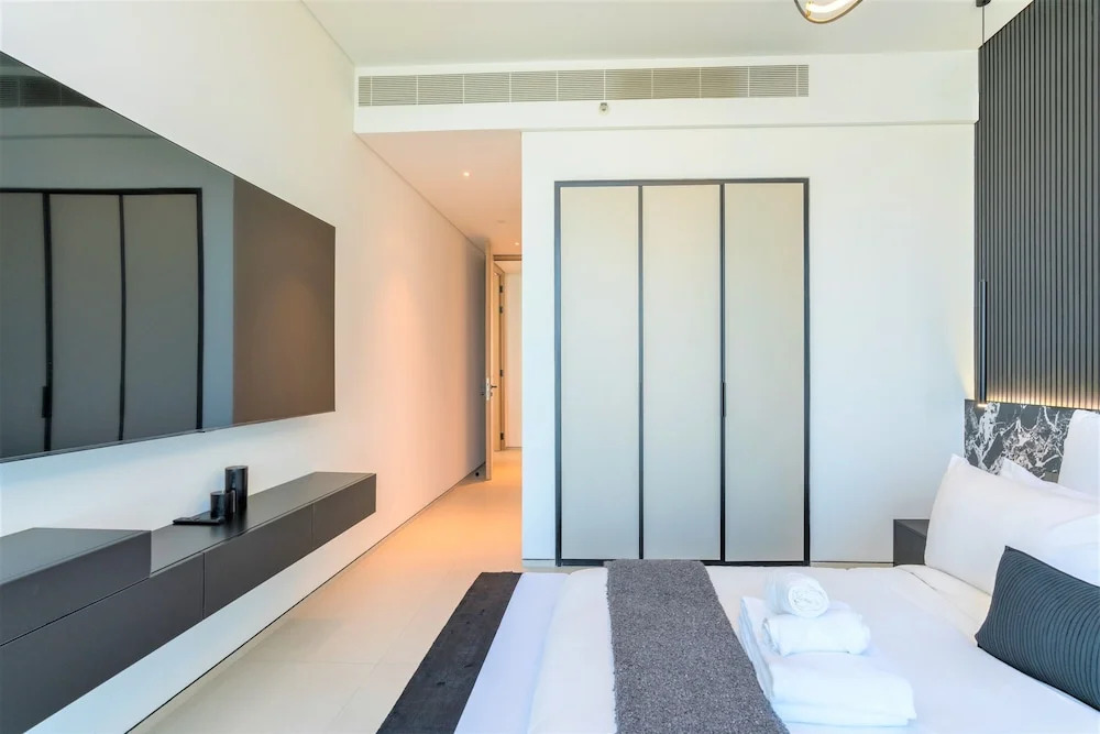 Luxury 3B With Sea View at the Address JBR