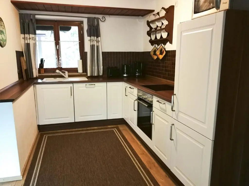 St Lukas Apartments