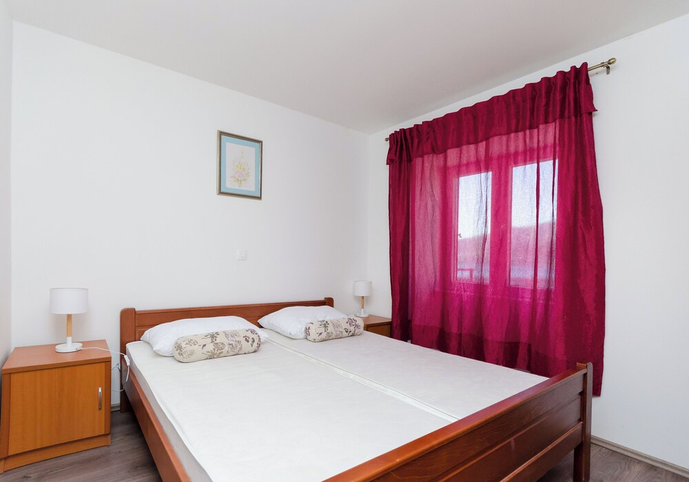 Apartment Jasna By the sea