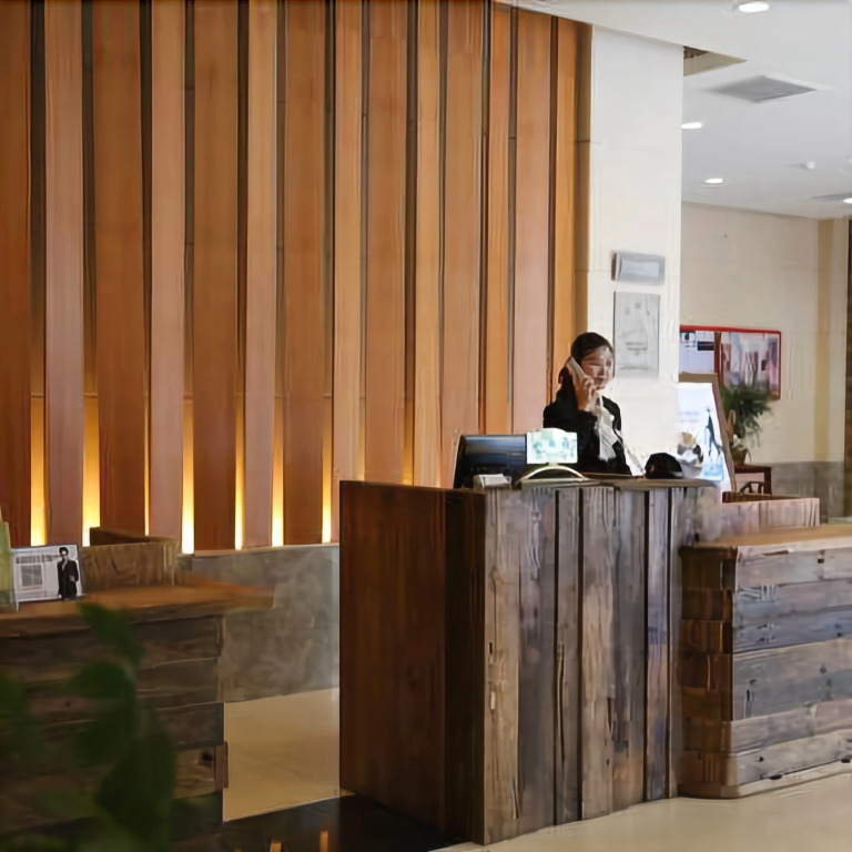 Longfuzhai Hotel