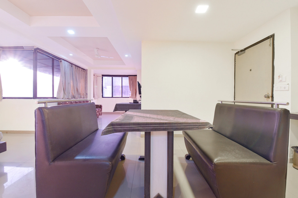 Fabhotel Skyland