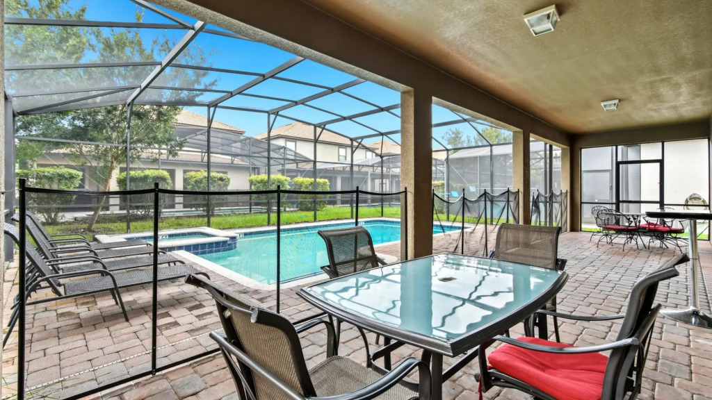 8BD 5BA Spacious Home w Pool SPA Theater Game Room