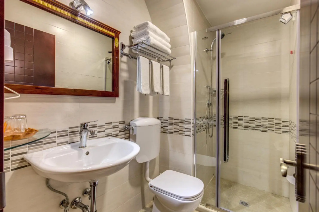 Giusi Rooms - Aetheria Esquilinus Guesthouse