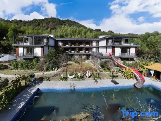 Kaichen Puju Hot Spring Village Resort Hotel