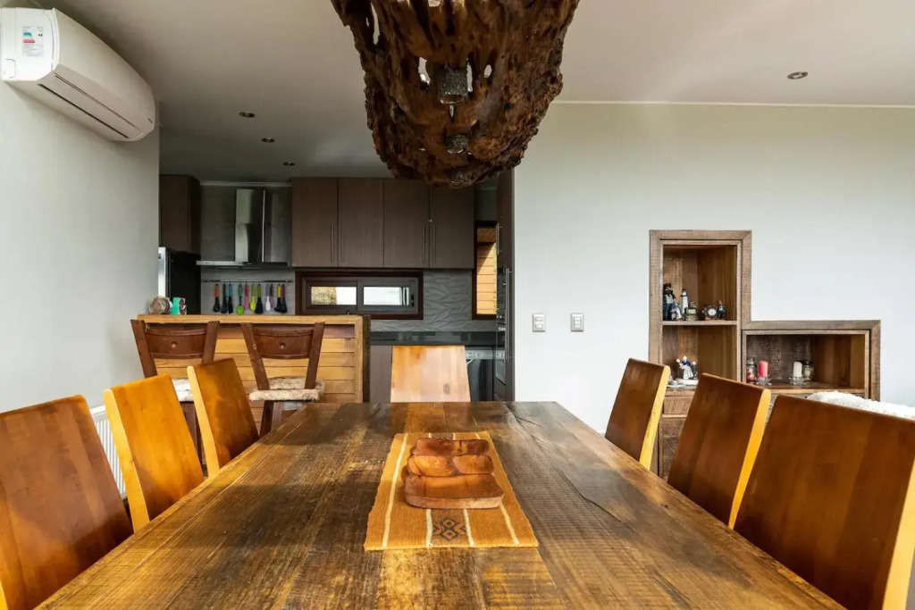 Lujosa Casa Altamira - Villarrica
