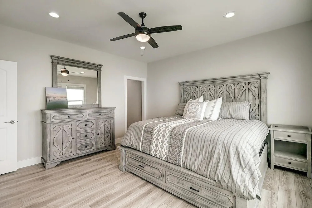 Soggy Pollards 5 Bedroom Home by RedAwning