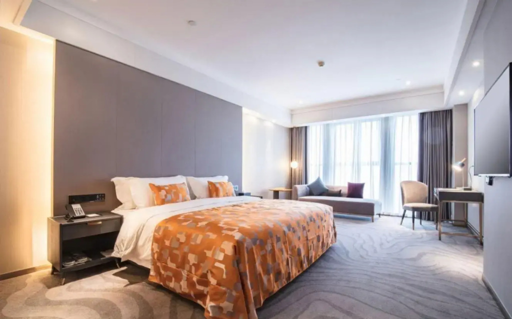 Zenith International Hotel