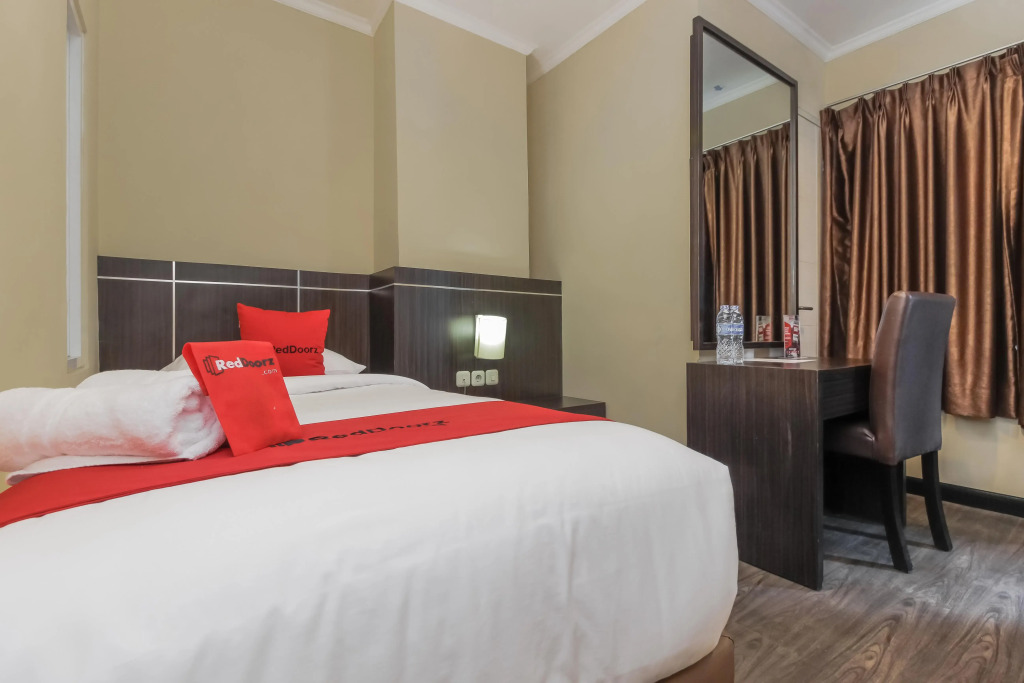 RedDoorz Plus @ Thamrin