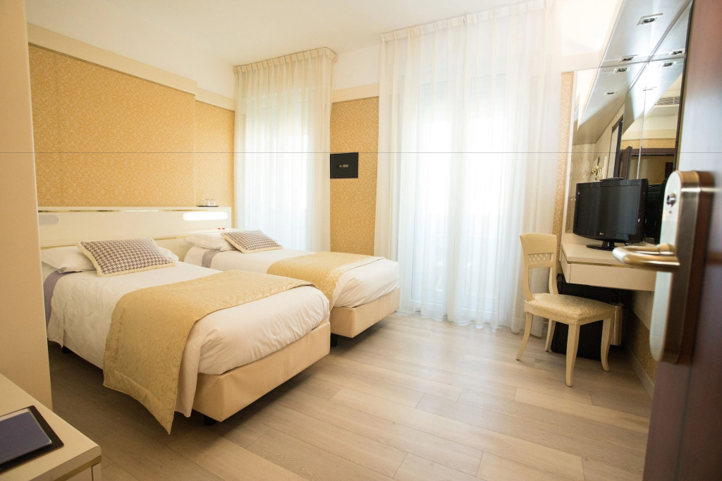 Hotel Bristol