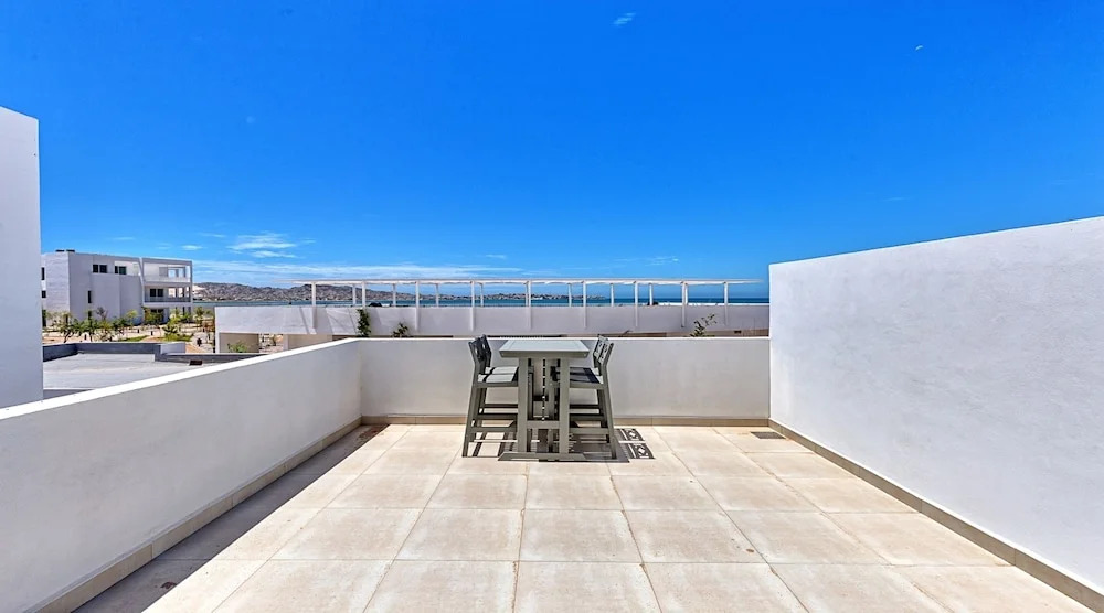 Blue House LV 2-4 Costa Divina by Kivoya