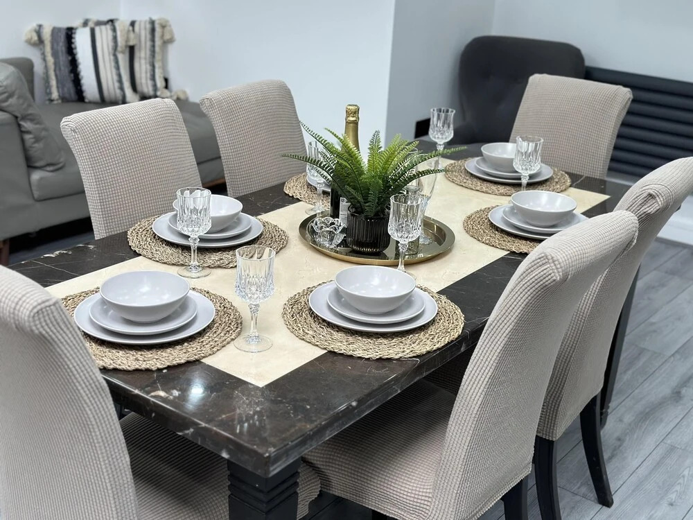 Stunning 4-bed House in Birmingham