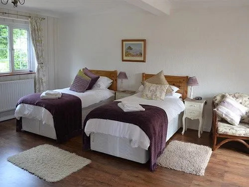 Oak Cottage