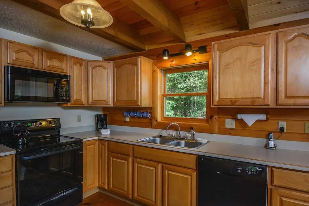 Lucky Bear Lodge 5 Bedroom House