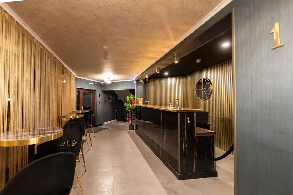 Torres Poiana Boutique