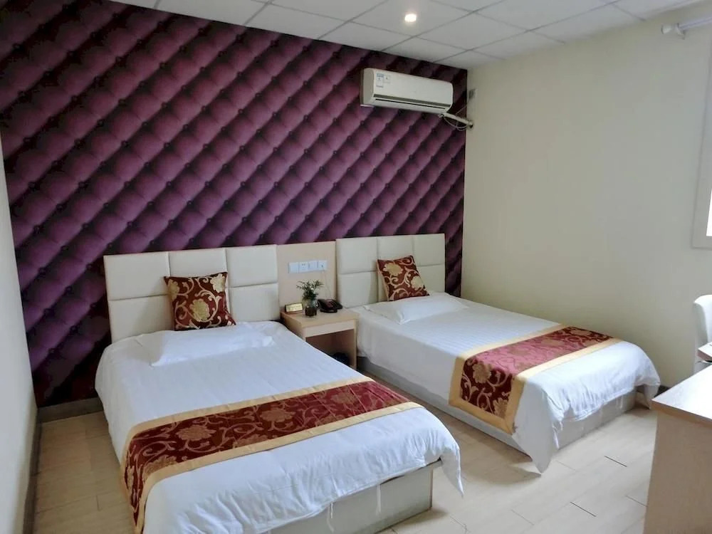 Huijia Business Hotel