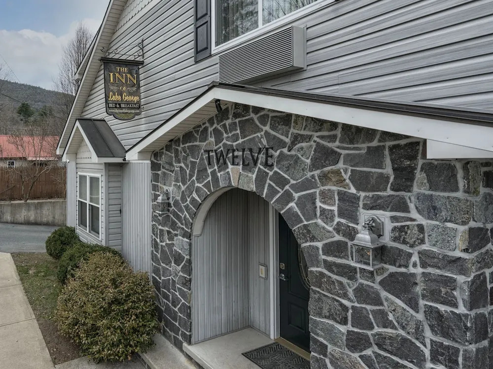 The Inn of Lake George