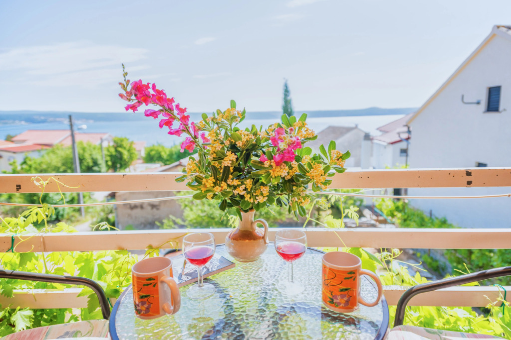 Orange Apartment Sea View
