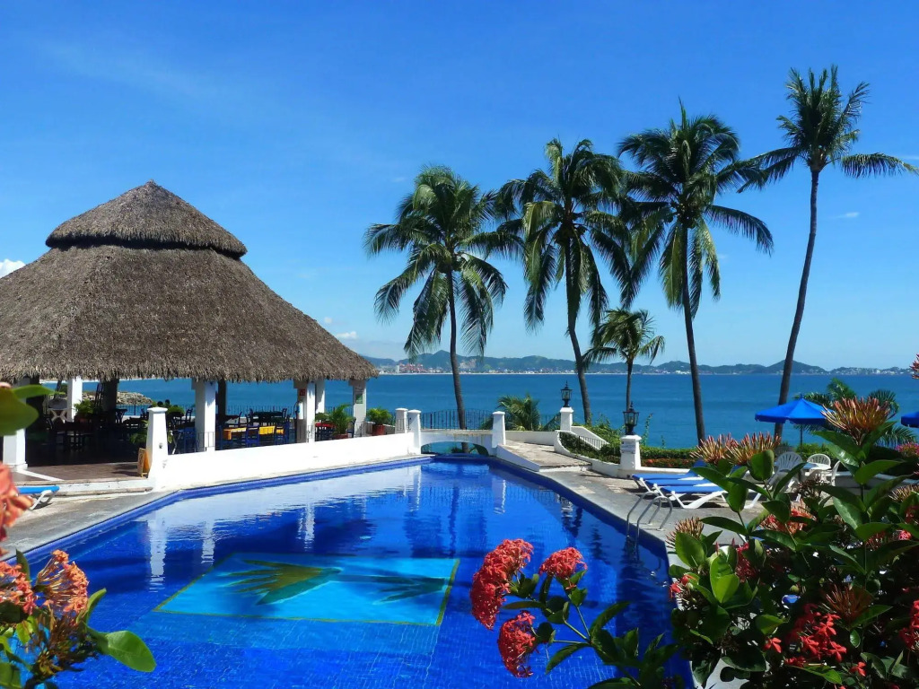 Dolphin Cove Inn