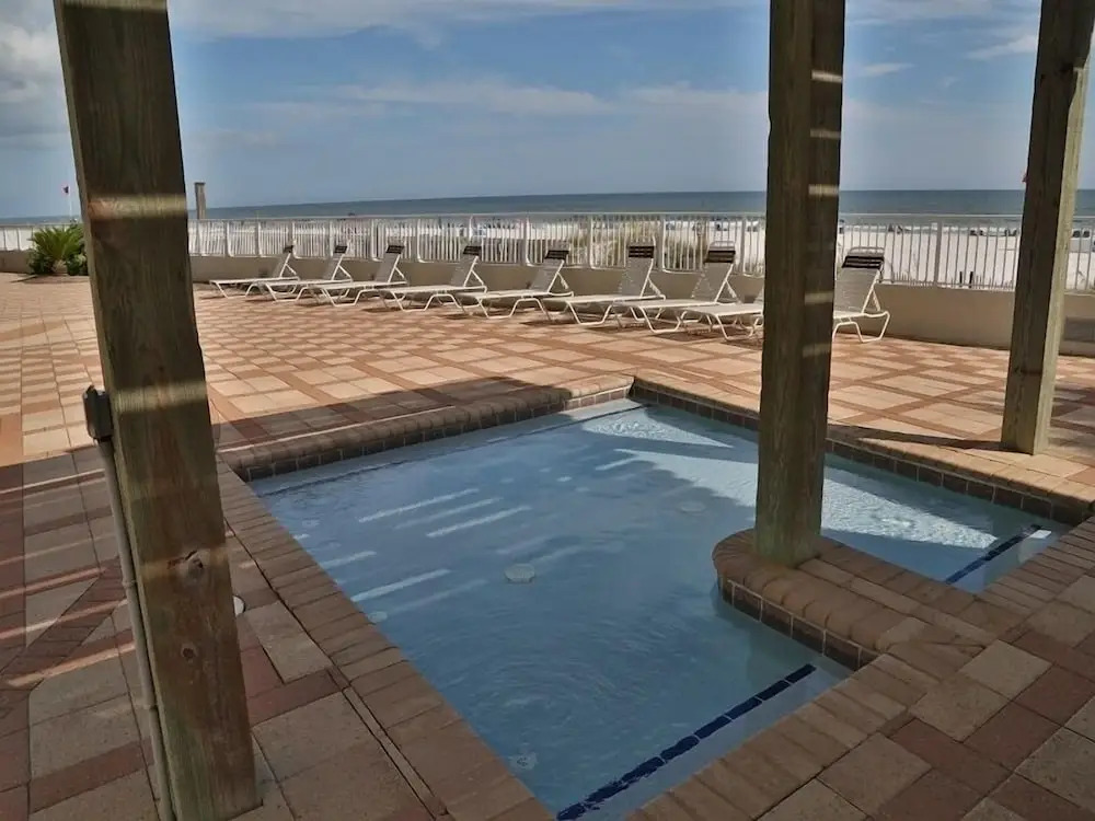 Shoalwater 1102 3 Bedroom Condo by RedAwning