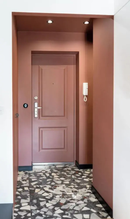 City Center Apartment 81 - ProperUNIT